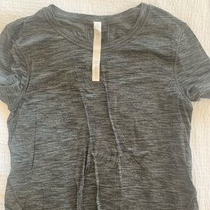 Lululemon Tshirt